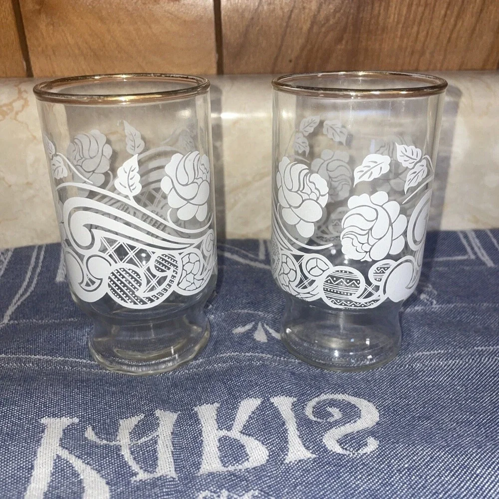 Set‎ Of 2 Libbey Paisley Juice Glasses 4.25